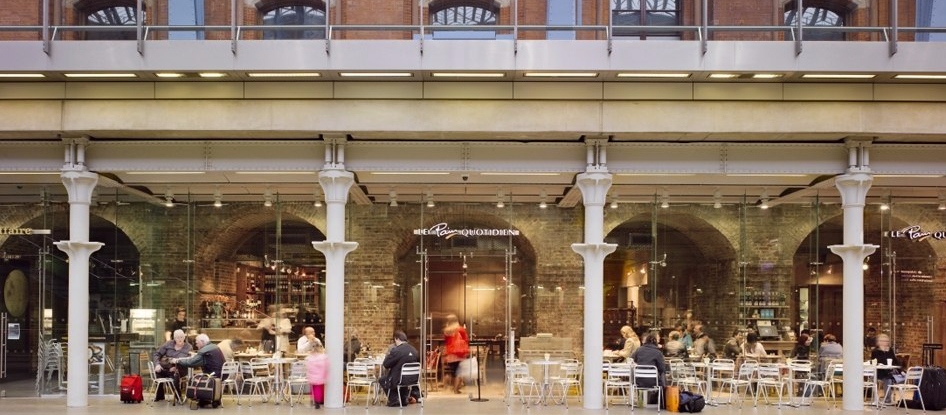 London Kota Mahal dan&nbsp;Sibuk